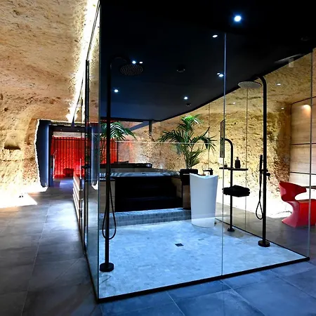 Omira - Nuits D'exception & * Tours